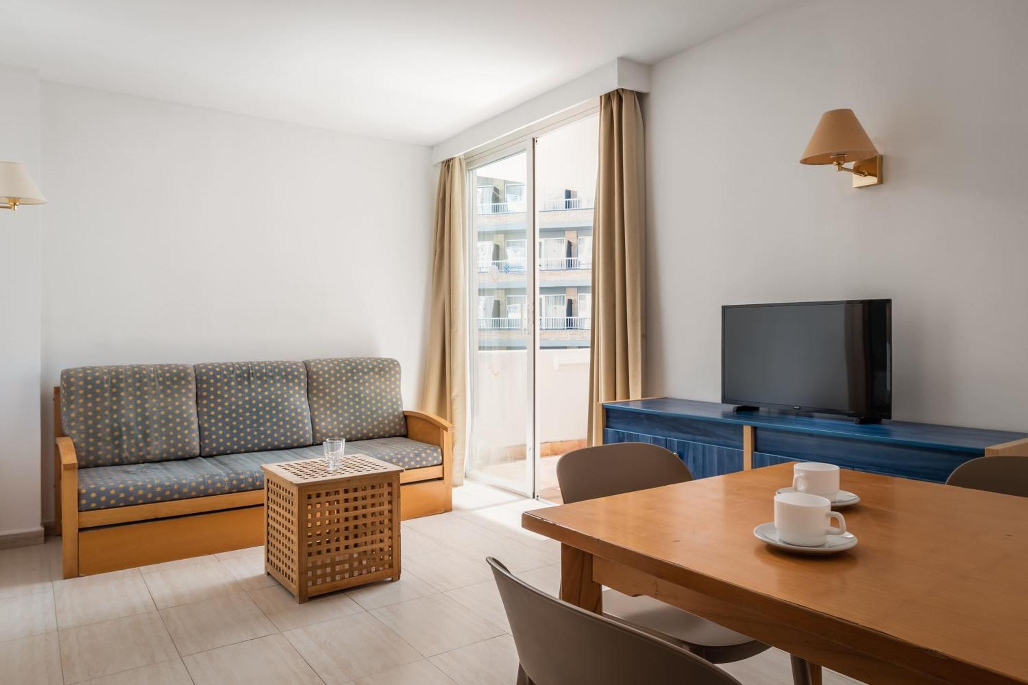Vistasol Aparthotel